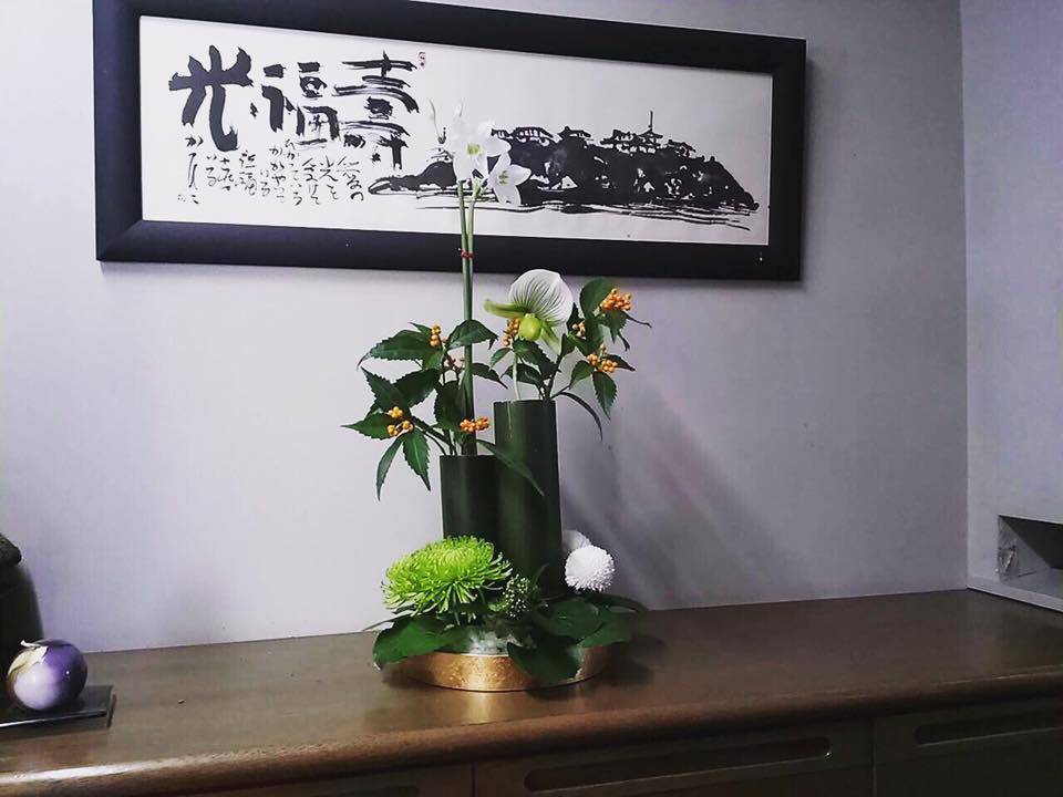 正月 ご自宅玄関の生け込み 札幌 花屋 花たく Hanataku アレンジメント Flower Arrangement